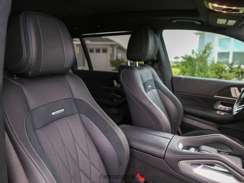 Used 2026 Mercedes-Benz GLS 63 AMG 4MATIC image 48