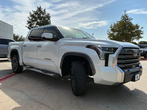 Used 2023 Toyota Tundra Limited AWD/4WD image 4