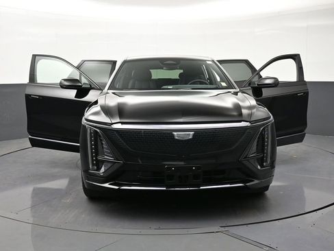 Used 2025 Cadillac Lyriq Sport w/ LPO, Floor Liner Package RWD image 36