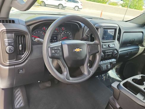Used 2025 Chevrolet Silverado 1500 Custom RWD image 2