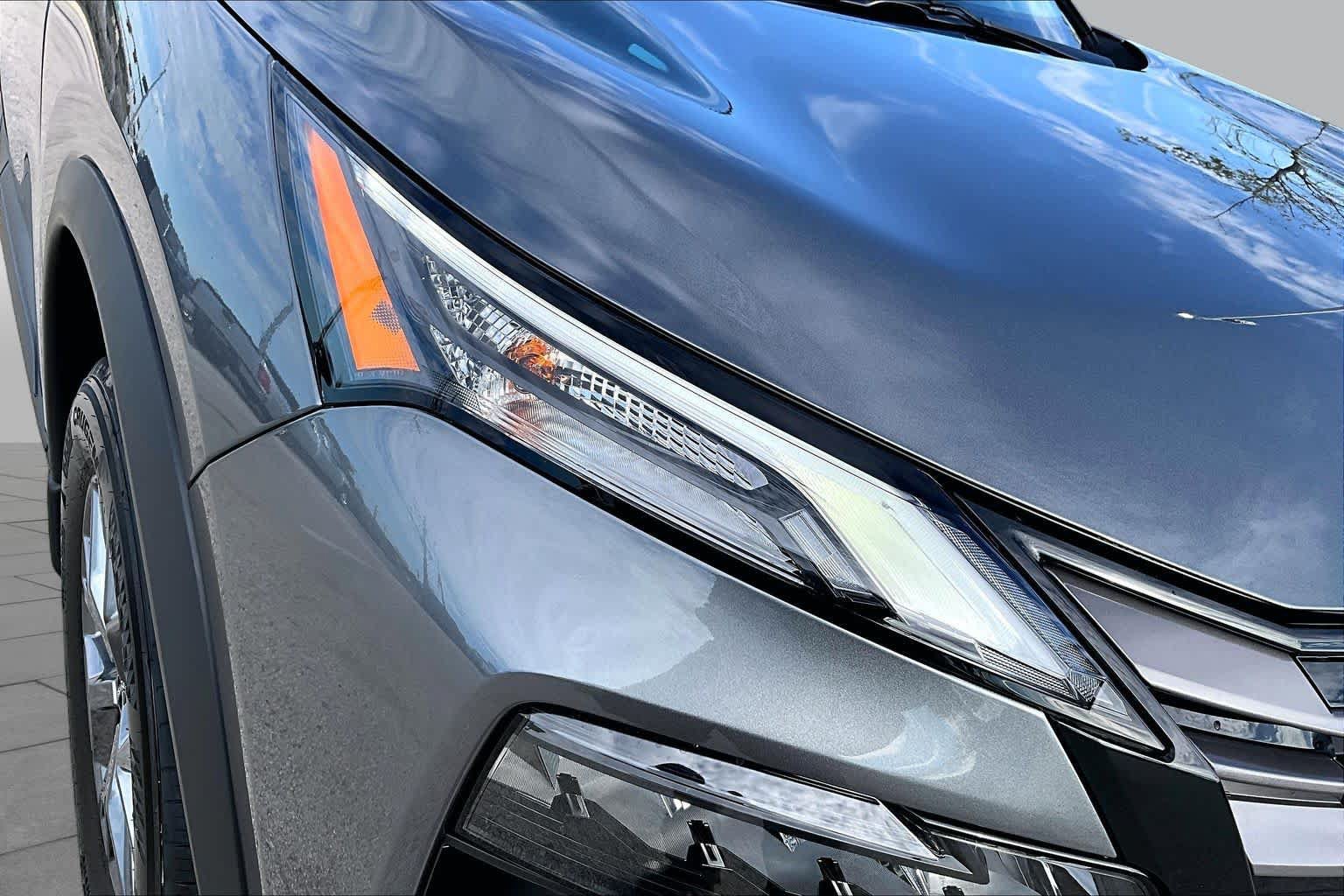 New 2027 Nissan Rogue S FWD image 13