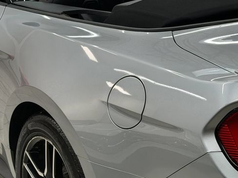 Used 2020 Ford Mustang Premium RWD image 12