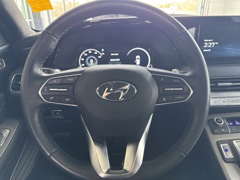 Used 2022 Hyundai Palisade Calligraphy image 32