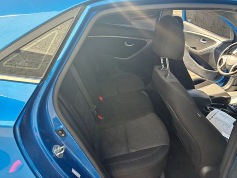 Used 2017 Hyundai Elantra GT image 25