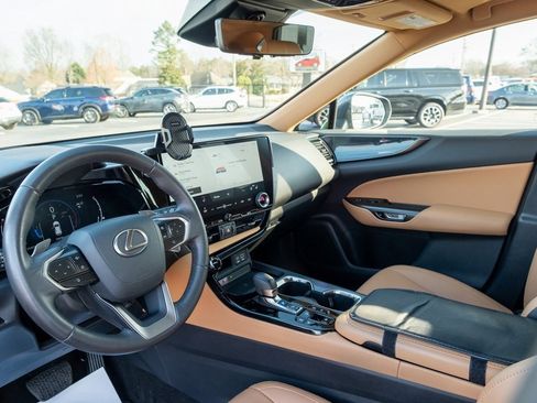 Used 2022 Lexus NX 350 AWD w/ Premium Package image 5