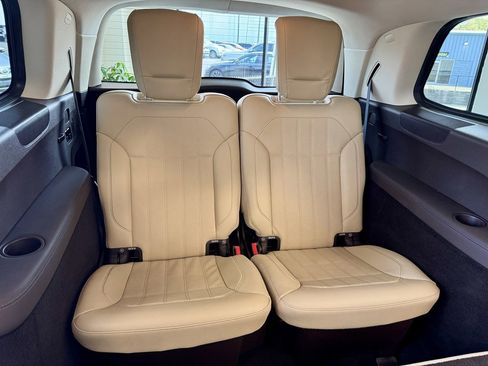 Used 2018 Mercedes-Benz GLS 450 4MATIC image 17