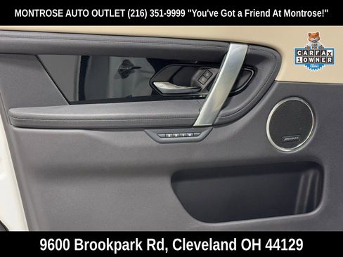 Used 2025 Land Rover Discovery Sport S image 11