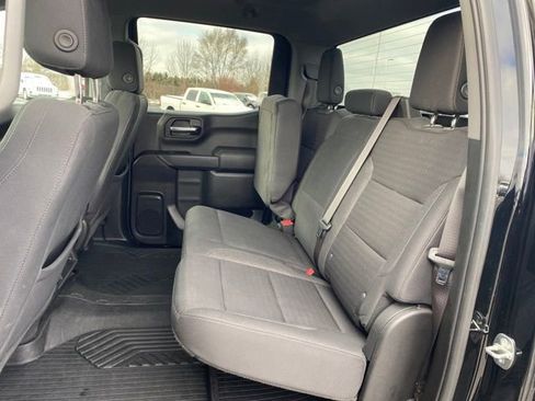 Certified 2022 Chevrolet Silverado 1500 Custom Trail Boss image 17