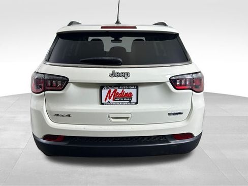 Used 2019 Jeep Compass Latitude w/ Cold Weather Group AWD/4WD image 4