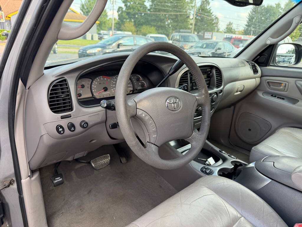 Used 2003 Toyota Sequoia Limited RWD image 14
