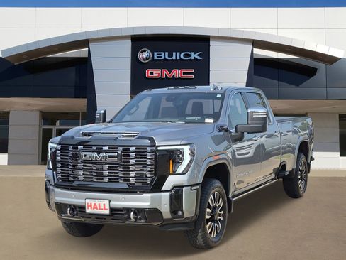 Certified 2026 GMC Sierra 3500 Denali Ultimate AWD/4WD image 3