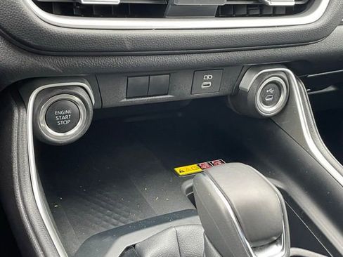 Used 2025 Toyota Grand Highlander FWD image 19