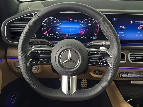 New 2026 Mercedes-Benz GLS 450 4MATIC image 31