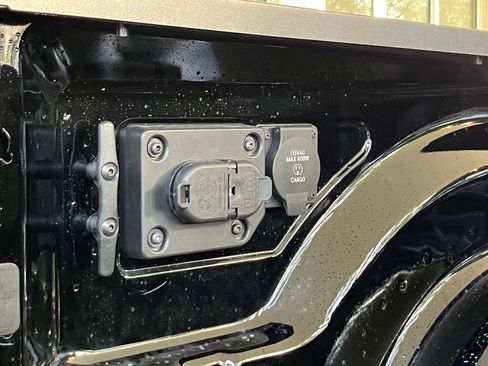 New 2024 RAM 2500 Laramie w/ Night Edition image 32