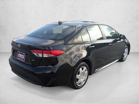 Used 2024 Toyota Corolla LE FWD image 5