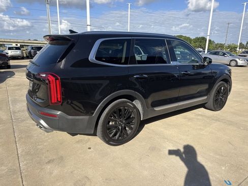 Used 2022 Kia Telluride SX image 17