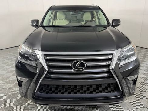 Used 2018 Lexus GX 460 Premium w/ Premium Package AWD/4WD image 11