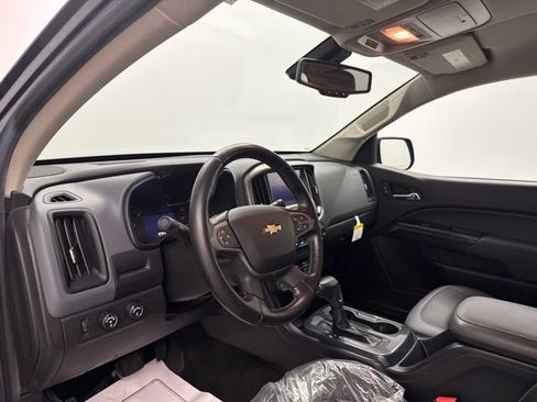 Used 2017 Chevrolet Colorado Z71 AWD/4WD image 23