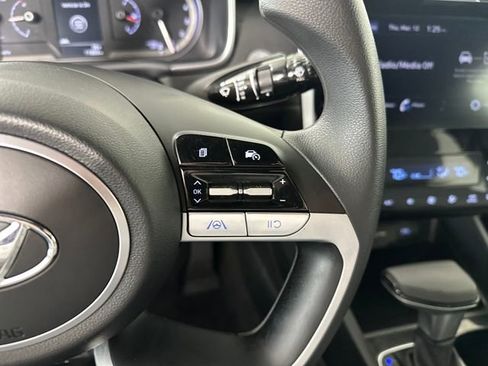 Used 2024 Hyundai Santa Cruz SEL image 16