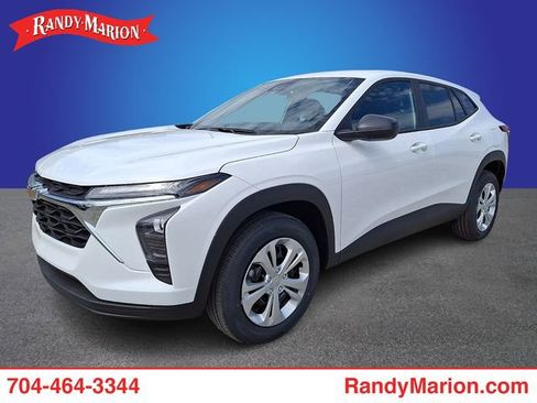 New 2026 Chevrolet Trax LS w/ Driver Confidence Package image 1