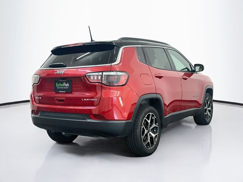 Used 2025 Jeep Compass Limited AWD/4WD image 9
