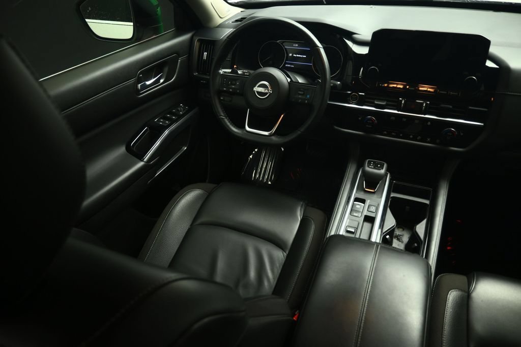 Used 2023 Nissan Pathfinder SL w/ SL Premium Package FWD image 46
