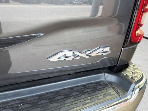 Used 2025 RAM 2500 Big Horn AWD/4WD image 9