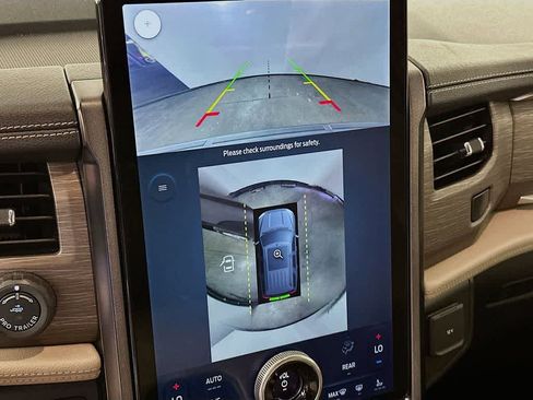 Certified 2022 Ford Expedition Limited image 29