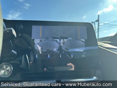 Used 2022 Chevrolet Corvette STINGRAY CONVERTIBLE w/ Z51 Performance Package image 30