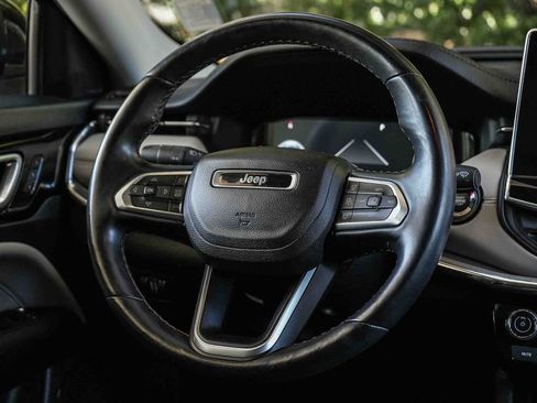 Used 2022 Jeep Compass Limited w/ Elite Group AWD/4WD image 15