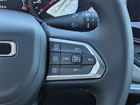 New 2025 Jeep Compass Limited w/ Sun & Sound Group image 18