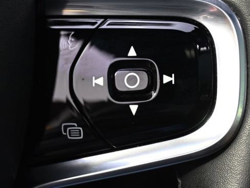 Used 2021 Polestar Polestar 2 AWD/4WD image 35