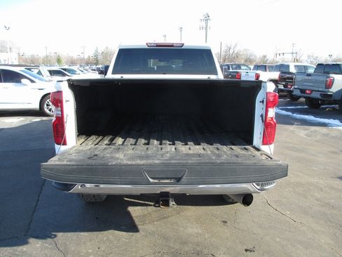 Certified 2022 Chevrolet Silverado 3500 LT w/ Remote Start Package image 8