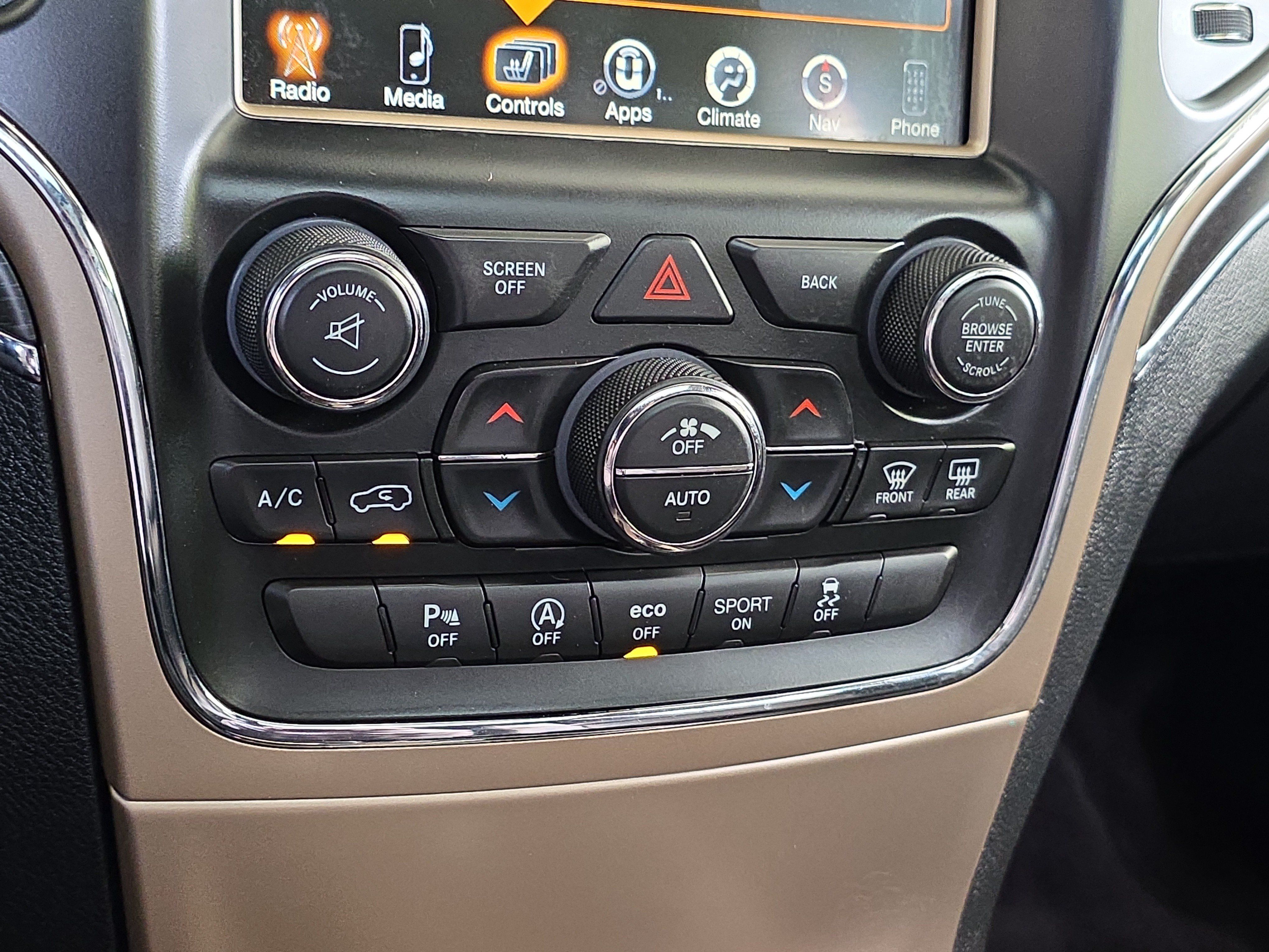 Used 2017 Jeep Grand Cherokee Limited AWD/4WD image 19