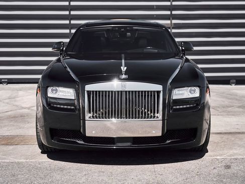 Used 2014 Rolls-Royce Ghost RWD image 16