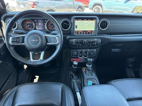 Used 2021 Jeep Gladiator Overland w/ Popular Equipment Package AWD/4WD image 13
