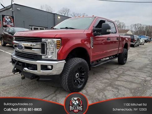 Used 2019 Ford F350 XLT w/ XLT Value Package image 1