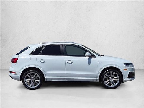 Used 2018 Audi Q3 2.0T Premium w/ Convenience Package FWD image 4