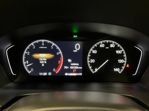 Used 2025 Honda Pilot Touring image 5