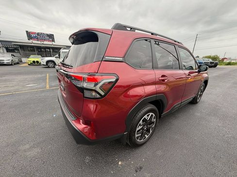 Used 2026 Subaru Forester Premium w/ Base/Premium Package AWD/4WD image 4