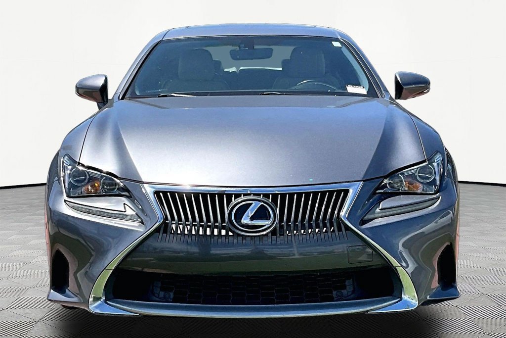 Used 2015 Lexus RC 350 w/ Luxury Package RWD image 3