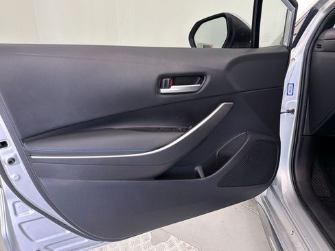 Used 2022 Toyota Corolla SE FWD image 12