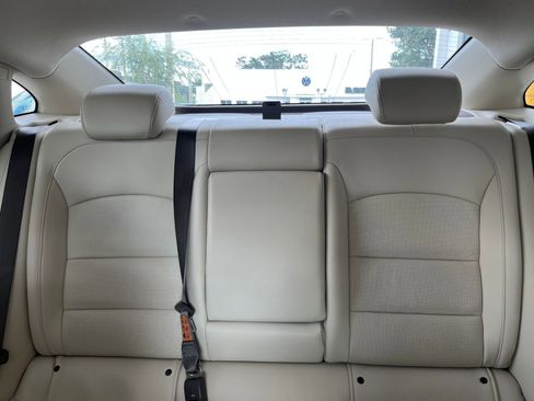 Used 2024 Chevrolet Malibu LT image 38