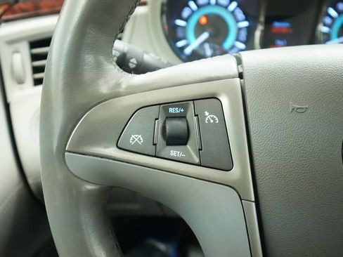 Used 2013 Buick LaCrosse Touring FWD image 38
