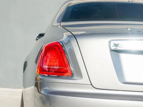 Used 2019 Rolls-Royce Ghost image 44