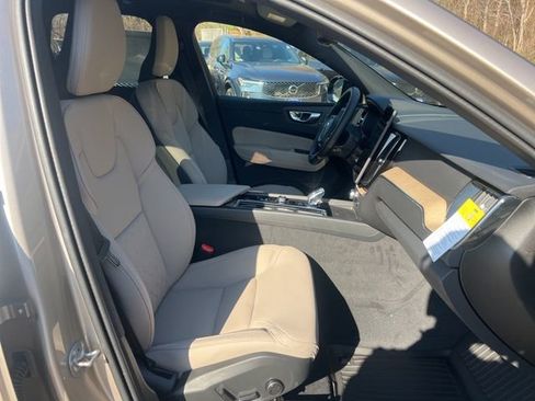 New 2026 Volvo XC60 B5 Plus w/ Protection Package Premier AWD/4WD image 13