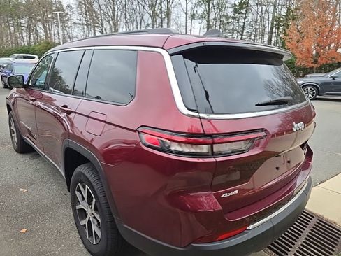 Used 2025 Jeep Grand Cherokee L Limited image 4