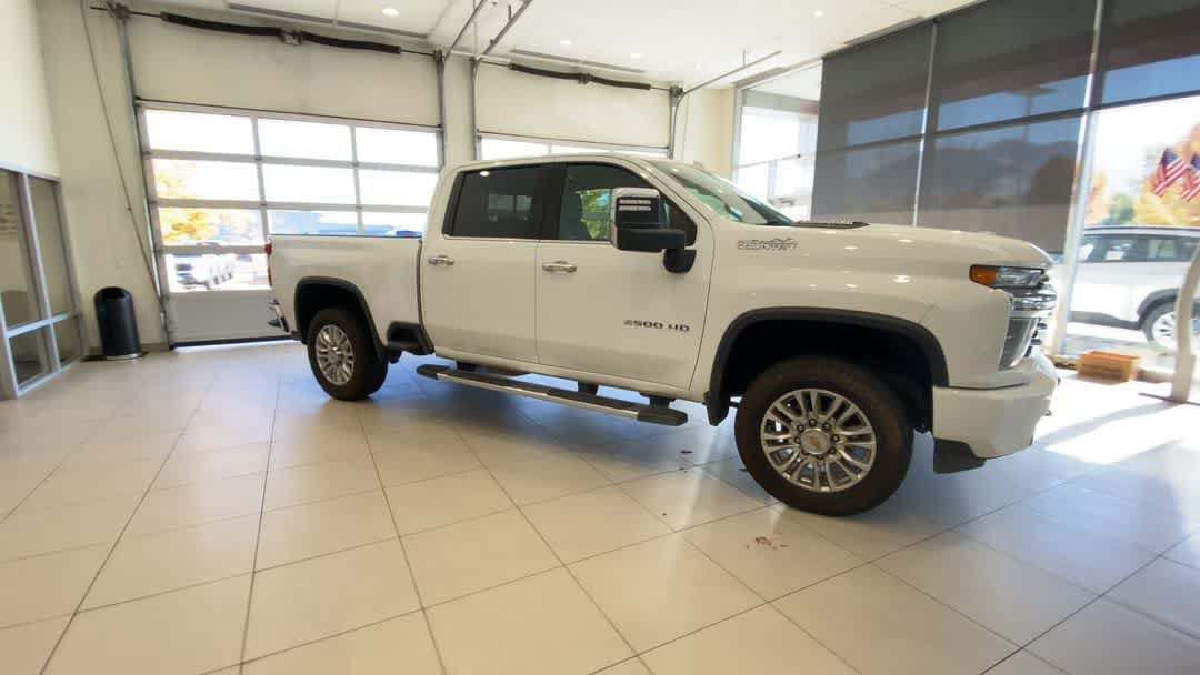 Used 2023 Chevrolet Silverado 2500 High Country w/ Z71 Off-Road Package AWD/4WD image 2