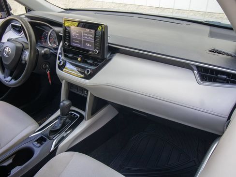Used 2022 Toyota Corolla Cross L FWD image 21