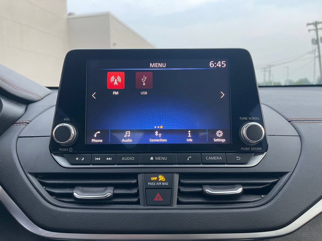 Used 2022 Nissan Altima 2.5 SR FWD image 10